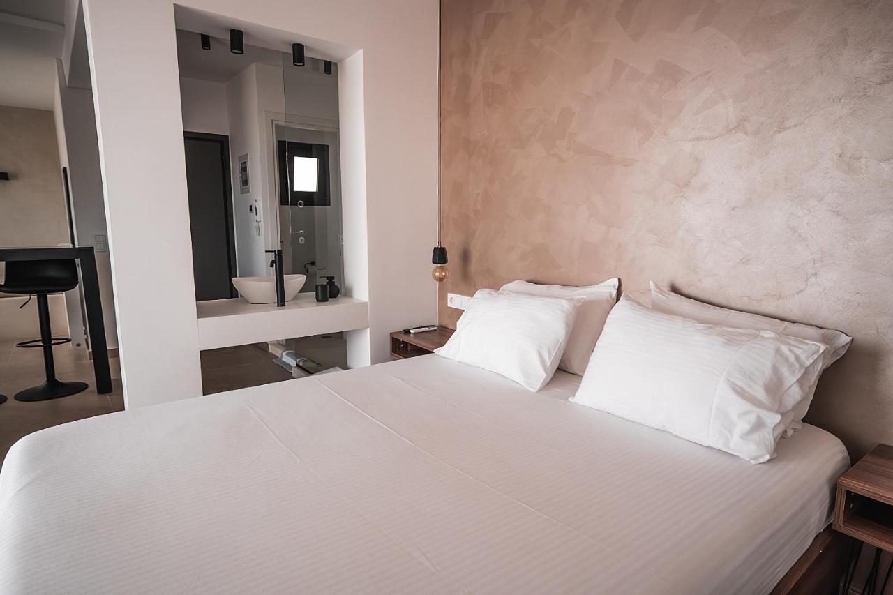 Suites With Magical View & Jacuzzi Athena Bagian luar foto